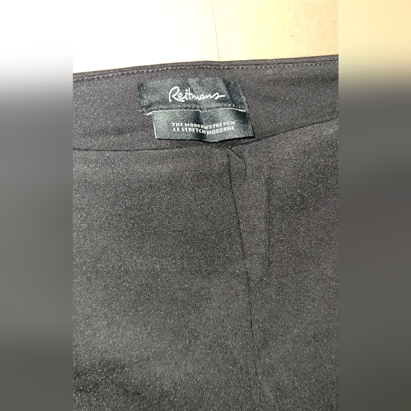 Ladies Reitmans size 8Petite black modern stretch legging - ankle length - Picture 4 of 6